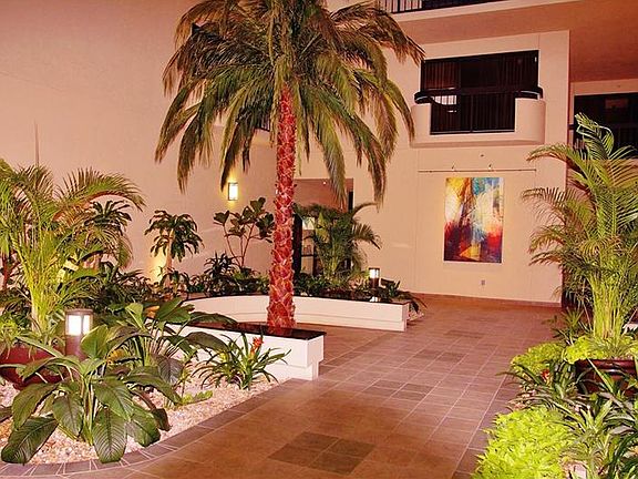 4th image of 2413 Bayshore Blvd Unit 2203