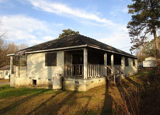 2nd image of 1020 Martin Luther King Ln