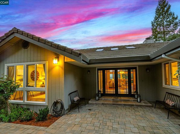 965 Ridge Dr, Concord, CA 94518