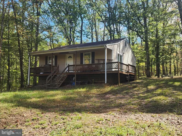 2247 Bethel Rd, Paw Paw, WV 25434