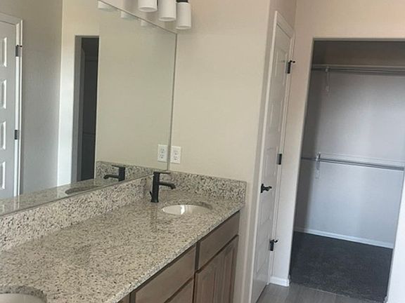 4th image of 3418 Wapiti Ln