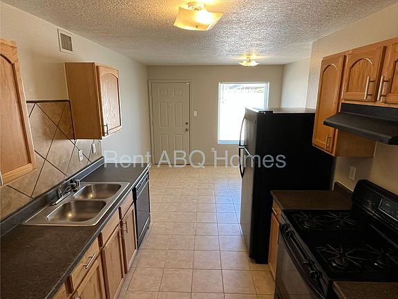 3rd image of 9643 El Patron Rd SW