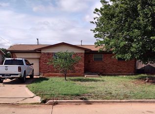 905 Denise St, Altus, OK 73521