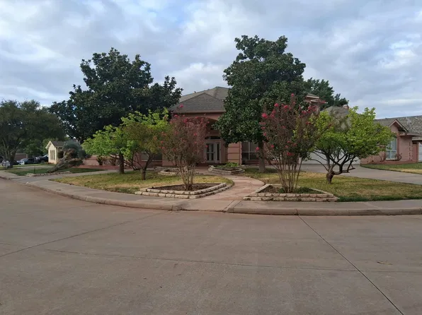 2029 Peachtree Ln, Wichita Falls, TX 76308