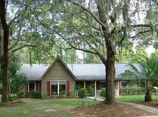 24 Ole Oak Rd, Savannah, GA 31410