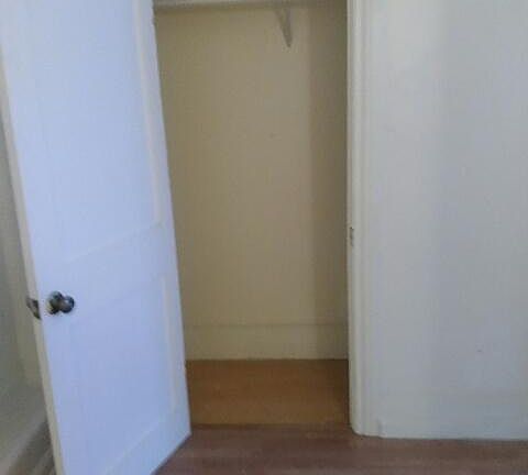 4th image of 86 Oakwood Ave