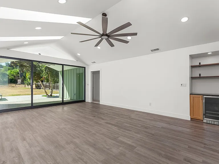 7843 Quince St — Photo 29