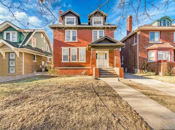 885 Lakewood St, Detroit, MI 48215