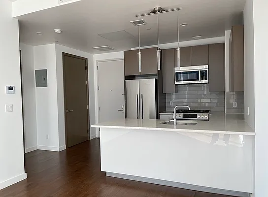 Rented by Brown Harris Stevens | media 2