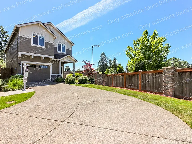 6300 SE Imagine Way — Photo 3