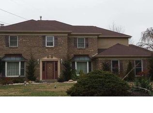 608 Whittaker Pl, Lansdale, PA 19446