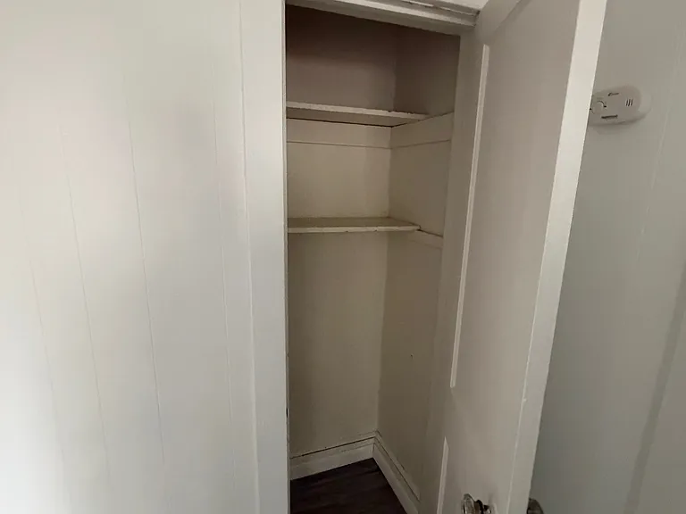 327 Main St — Photo 5