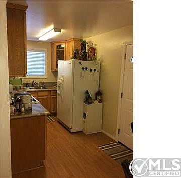 3rd image of 4032 Thorn St