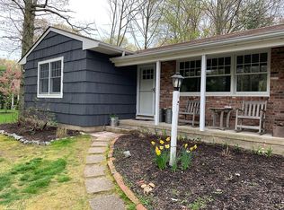 299 Norfolk Dr, East Hampton, NY 11937