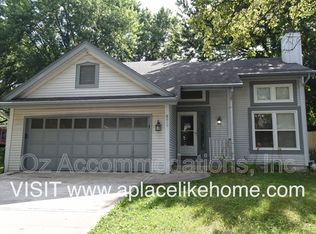 6815 N Liberty St, Kansas City, MO 64118