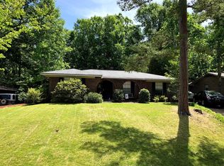 946 Rustic Ridge Rd, Auburn, AL 36830