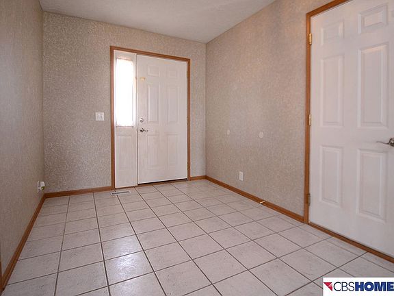 3rd image of 13608 S 27th St