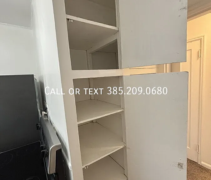 330 N 300 E — Photo 7