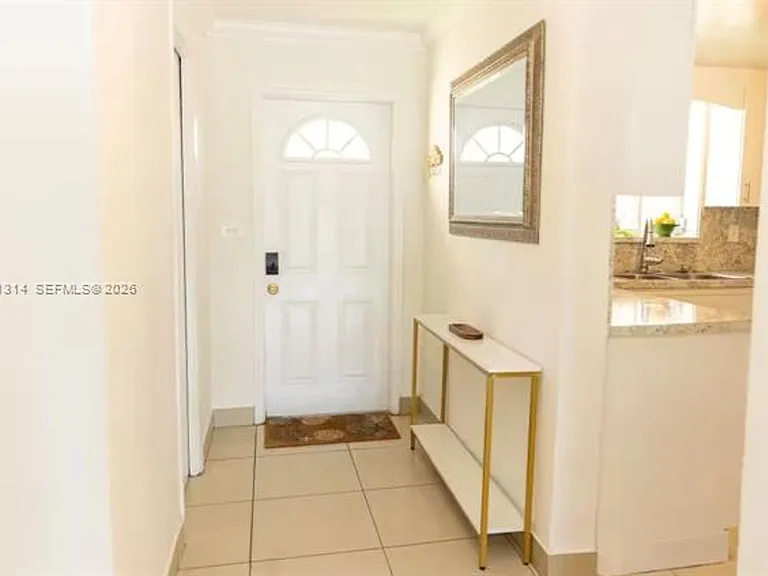 1949 NE 123rd St — Photo 5