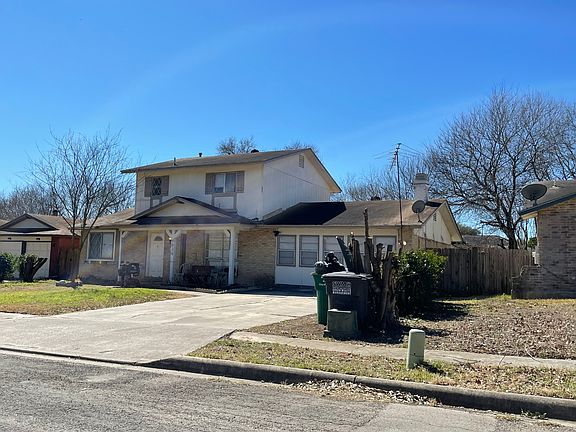 2nd image of 4834 Parmenter St