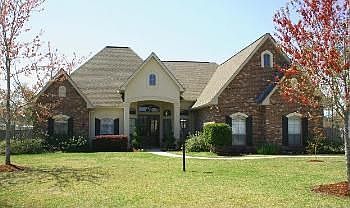 1st image of 1042 River Ct
