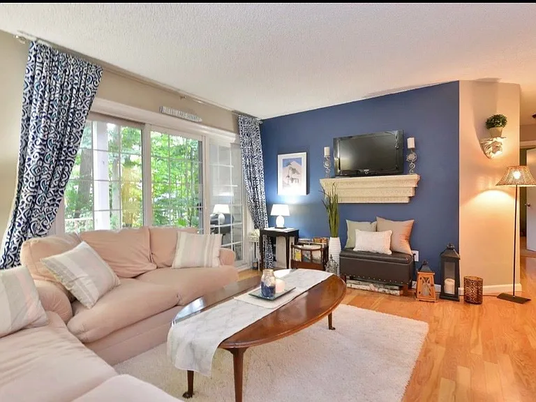 574 Holly Ct — Photo 5