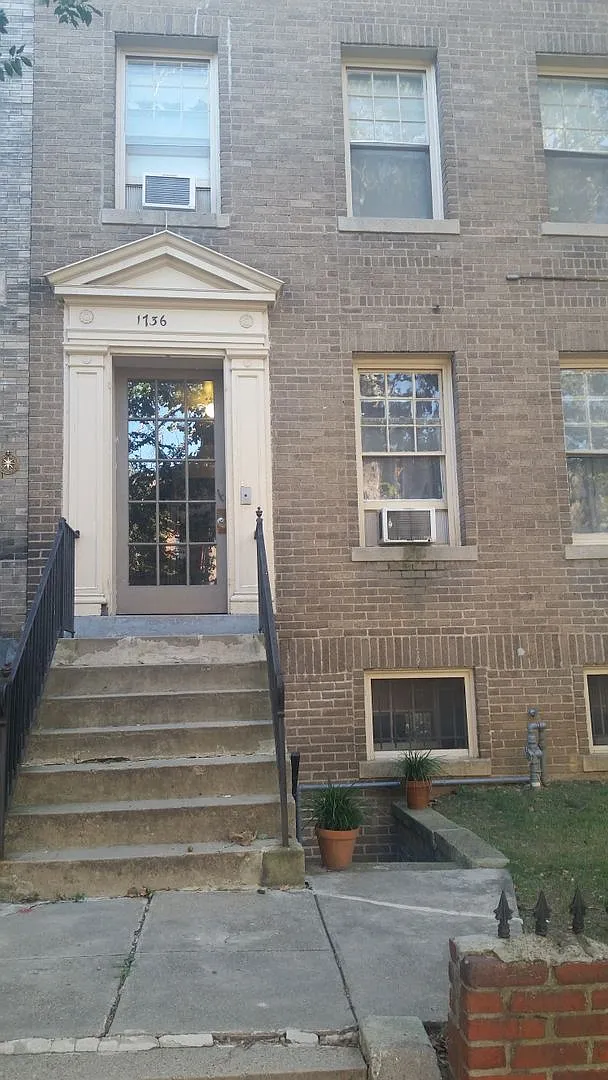 1736 T St NW — Photo 1