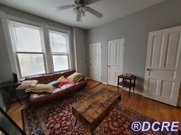 1333 W Flournoy St #2W, Chicago, IL 60607