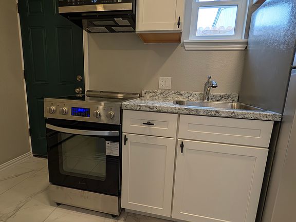 4th image of 1239 Kalamath St #B