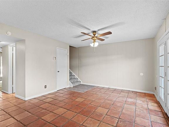 2nd image of 2280 Shadowdale Dr #314