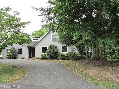 1st image of 130 Temple Ln