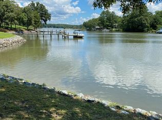 268 Burnt Wharf Rd, Lancaster, VA 22503