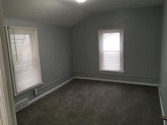 3rd image of 21370 Westport Ave