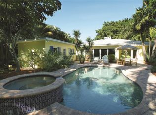 802 NE 1st Ct, Delray Beach, FL 33483