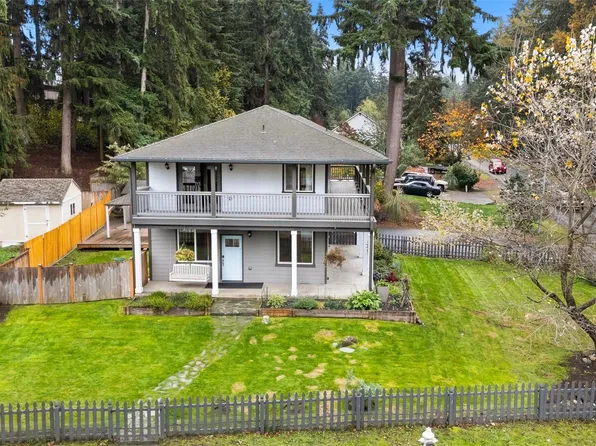 5303 191st Avenue Ct E, Lake Tapps, WA 98391
