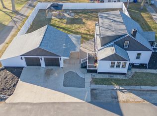 625 E Garfield St, Michigan City, IN