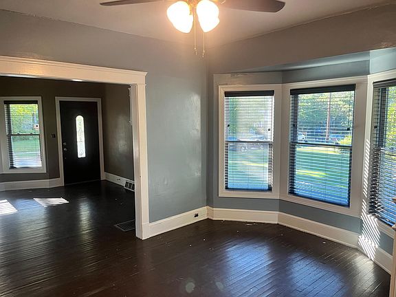 4th image of 1483 Lakewood Ave