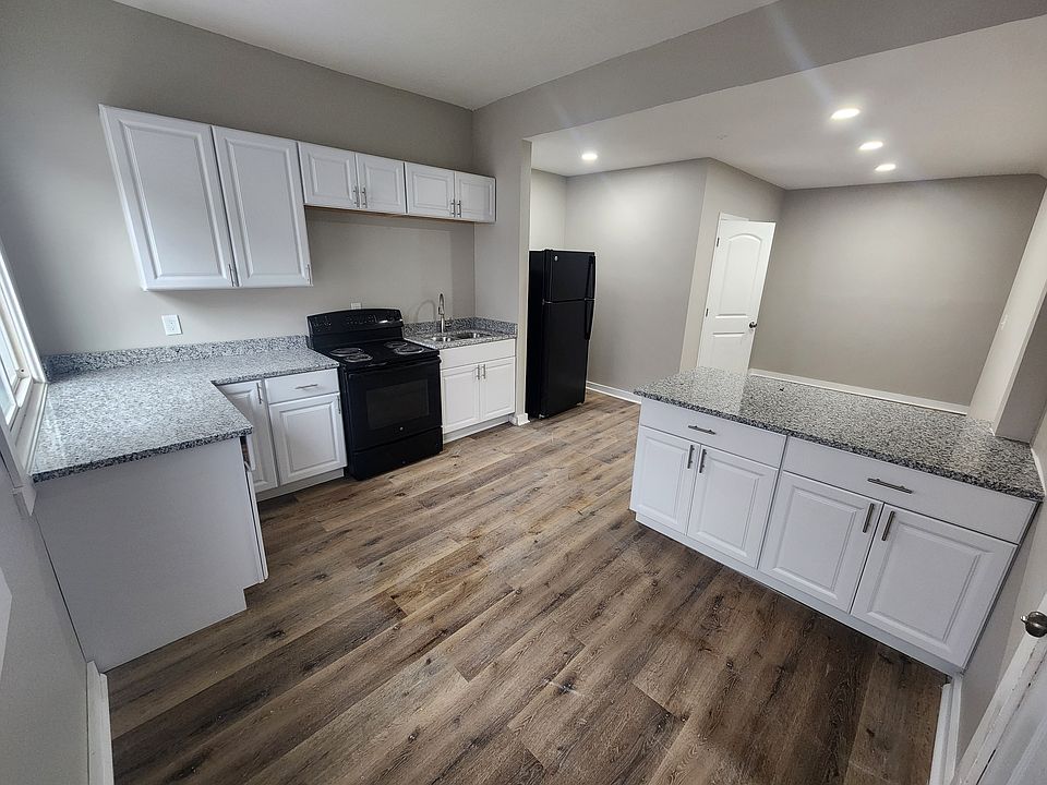 1st image of 3707 Cass Ave