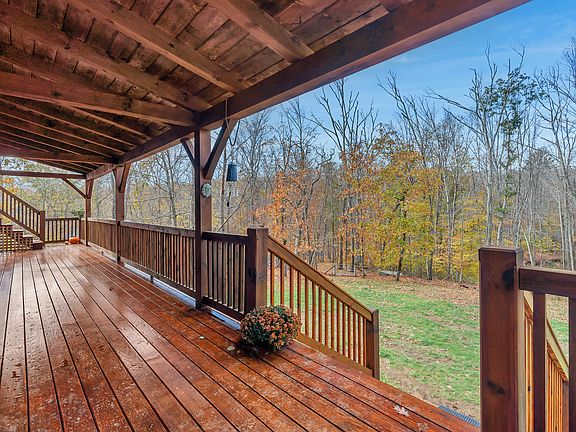 452 North Canterbury Road