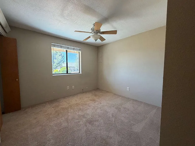 927 N Old Chisholm Trl #C — Photo 10