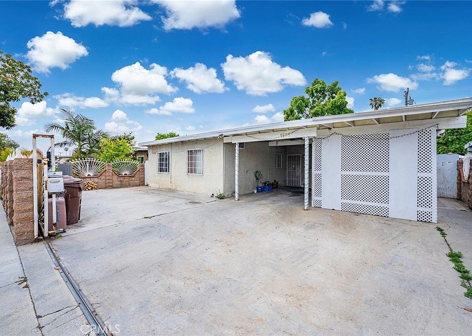 1st image of 1225 E Bankers Dr