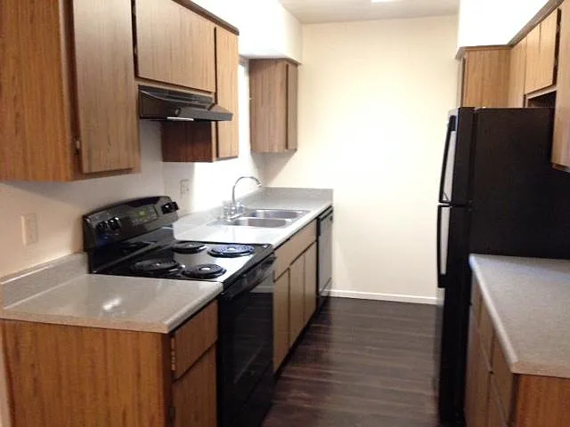 Eastridge Apartments — Photo 53