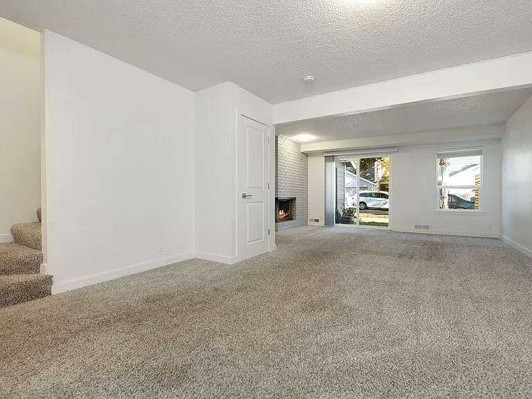 LSLV Lakeshore Lakeview — Photo 21
