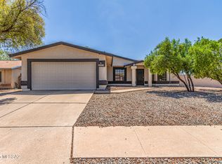 5771 S Hillerman Dr, Tucson, AZ 85746