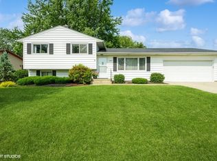 1000 Obrien St, Harvard, IL 60033