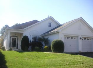 2 Greensprings Dr, Lakewood, NJ