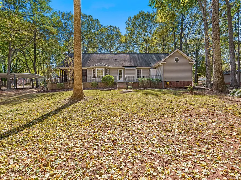 22 Country Club Dr — Photo 28