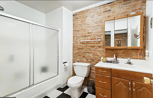 1532 Light St #2 Photo 1