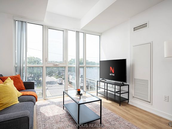 4th image of 2300 Saint Clair Ave W #407