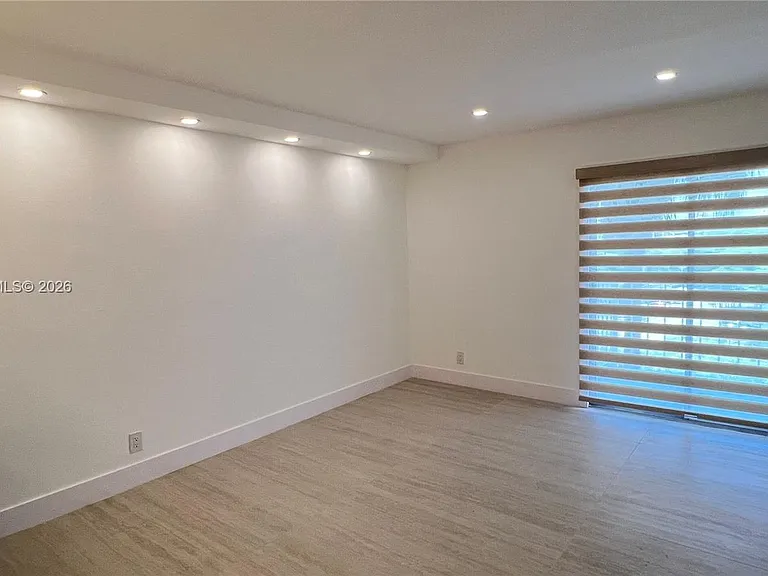 801 NW 47th Ave #518W — Photo 9